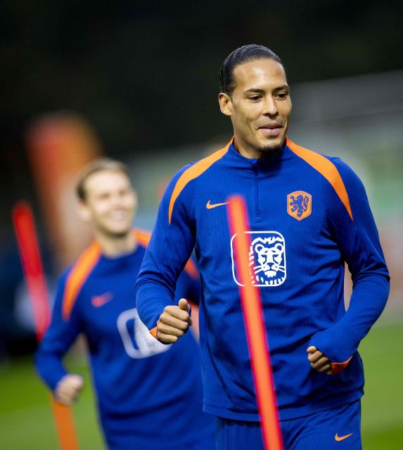Netherlands' Virgil van Dijk takes part in a training session at the KNVB Campus ahead of the World Cup qualifiers against Malta and Finland in Zeist, on October 6, 2025. (Photo by Koen van Weel / ANP / AFP) / Netherlands OUT