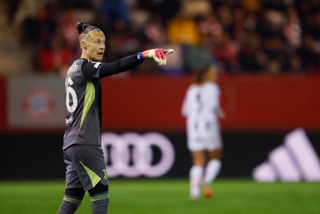 Juventus' French goalkeeper #16 Pauline Peyraud-Magnin gestures during the UEFA Women's Champions League, league phase football match between FC Bayern Munich and Juventus in Munich, southern Germany, on October 16, 2025. (Photo by Michaela STACHE / AFP)