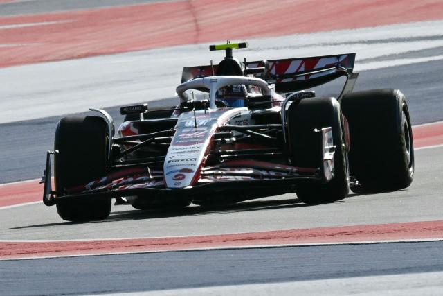 Haas F1 Team's British driver Oliver Bearman races during the Sprint Qualifying ahead of the United States Formula One Grand Prix at the Circuit of the Americas in Austin, Texas, on October 17, 2025. (Photo by RONALDO SCHEMIDT / AFP)