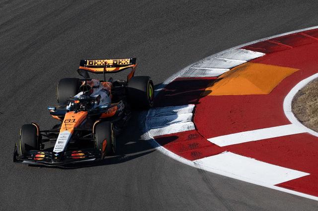 McLaren's Australian driver Oscar Piastri races during the Sprint Qualifying ahead of the United States Formula One Grand Prix at the Circuit of the Americas in Austin, Texas, on October 17, 2025. (Photo by Jim WATSON / AFP)