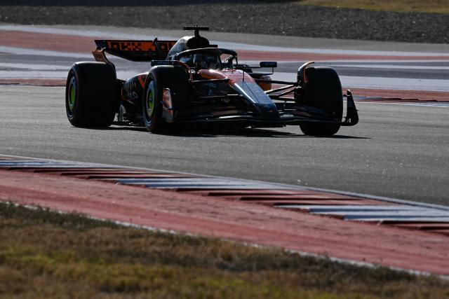 McLaren's Australian driver Oscar Piastri races during the Sprint Qualifying ahead of the United States Formula One Grand Prix at the Circuit of the Americas in Austin, Texas, on October 17, 2025. (Photo by RONALDO SCHEMIDT / AFP)