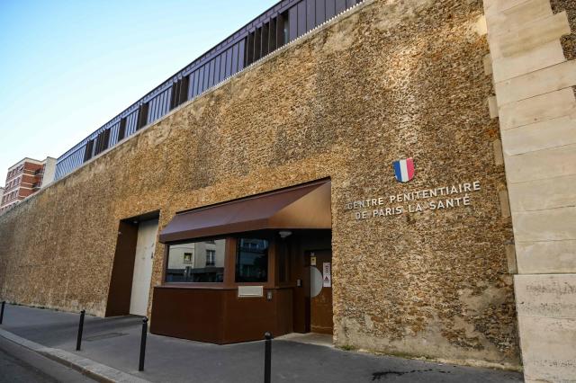 (FILES) This picture taken on November 6, 2020 shows the entrance of the Prison de la Sante in Paris. France's ex-president Nicolas Sarkozy became the first former head of an EU state to be jailed on October 21, 2025, proclaiming his innocence as he entered the Paris Sante prison. France's right-wing leader from 2007 to 2012 was found guilty last month of seeking to acquire funding from Moamer Kadhafi's Libya for the campaign that saw him elected. (Photo by BERTRAND GUAY / AFP)