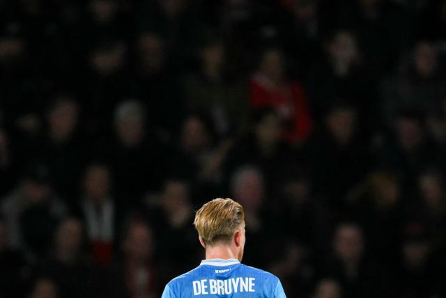 Napoli's Belgian midfielder #11 Kevin De Bruyne reacts during the UEFA Champions League, league phase football match between PSV Eindhoven and Napoli at the Philips Stadium, in Eindhoven, on October 21, 2025. (Photo by NICOLAS TUCAT / AFP)