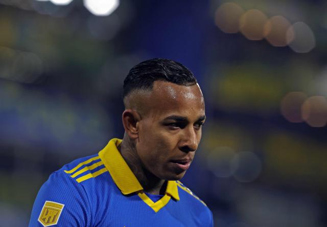 (FILES) Boca Juniors' Colombian forward Sebastian Villa looks on during the Argentine Professional Football League tournament match against Tigre at La Bombonera stadium in Buenos Aires, on May 28, 2023. Colombian forward Sebastian Villa was acquitted on October 21, 2025, in the case of "sexual abuse with carnal access" filed in 2021 by his then-partner, after an Argentine court ruled in his favor following the withdrawal of the accusation by both the prosecutor and the complainant. (Photo by ALEJANDRO PAGNI / AFP)