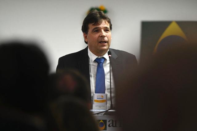 CEO of Brazil’s state run oil firm Pre-Sal Petroleo (PPSA), Luis Fernando Paroli speaks during a public oil blocks auction organized by Brazil's Oil and Gas Regulatory Agency (ANP) at ANP headquarters in Rio de Janeiro, Brazil on October 22, 2025. (Photo by MAURO PIMENTEL / AFP)