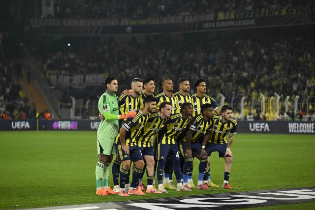 Fenerbahce's players pose for a photograph ahead of the UEFA Europa League 1st round day 3 football match between Fenerbahce and Stuttgart at the Chobani Stadium, in Istanbul, on October 23, 2025. (Photo by Yasin AKGUL / AFP)