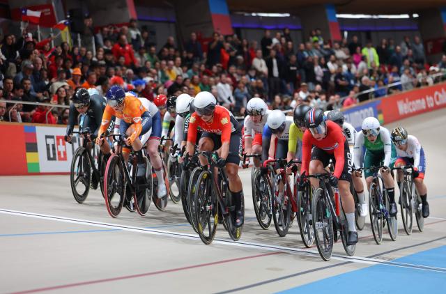 Riders  competes in the women's elimination race final event of the 2025 UCI Track World Championships at the Penalolen Velodrome, in Santiago, on October 23, 2025. (Photo by Javier TORRES / AFP)