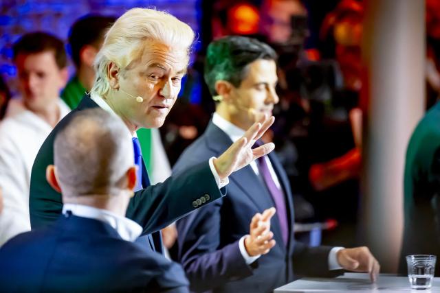 Dutch far-right leader of the 'Party for Freedom' (PVV) Geert Wilders (C) speaks during the "Debate of the South" at Mindlabs, in Tilburg, on October 25, 2025. The Netherlands vote in parliamentary elections on October 29, 2025. (Photo by Robin Utrecht / ANP / AFP) / Netherlands OUT