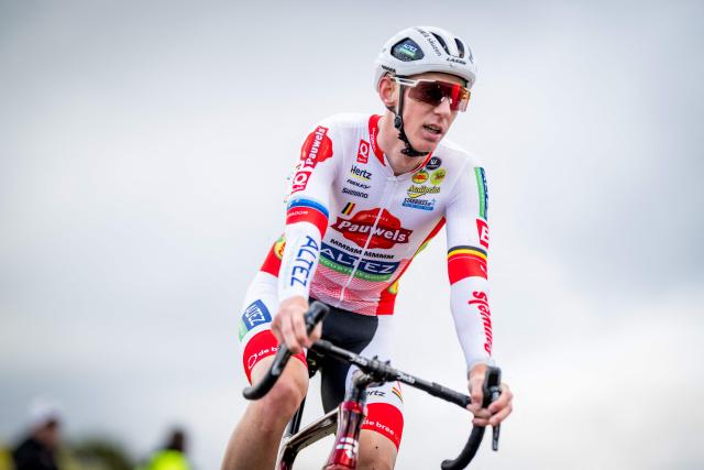 Belgium's Michael Vanthourenhout competes during the men's elite race of Superprestige Overijse, stage 2 (out of 8) in the Superprestige cyclocross competition, in Overijse, on October 26, 2025. (Photo by JASPER JACOBS / Belga / AFP) / Belgium OUT