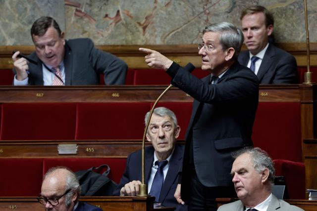Libertes, Independants, Outre-Mer et Territoires' MP Charles de Courson speaks  during the examination a draft finance bill as part of the debate and review of the 2026 State Budget at the French National Assembly, in Paris, on October 27, 2025. (Photo by STEPHANE DE SAKUTIN / AFP)