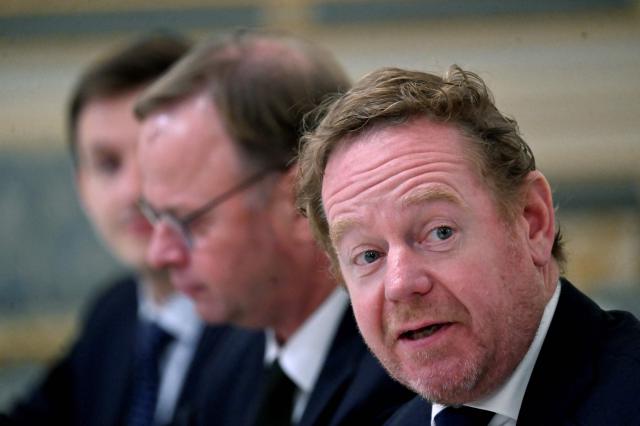 Netherlands' Minister of Foreign Affairs David van Weel speaks during a meeting with Ukrainian President in Kyiv on October 28, 2025, amid Russian invasion in Ukraine. (Photo by Sergei SUPINSKY / AFP)