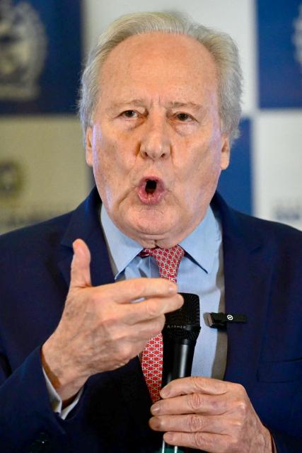 Brazil's Justice Minister Ricardo Lewandowski speaks during a press conference at the Guanabara Palace in Rio de Janeiro, Brasil on October 29, 2025, after the Operacao Contencao (Operation Containment). A day after the deadliest police operation in Brazil's history, the country is still piecing together details about the raid against a powerful drug gang in Rio de Janeiro's favelas. The official death toll stands at 119, including four police officers, after a massive operation that again exposed the violent underbelly far from the city's tourist attractions. (Photo by Pablo PORCIUNCULA / AFP)