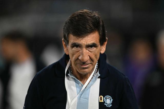 Racing's head coach Gustavo Costas looks on ahead of the Copa Libertadores semifinal second leg football match between Argentina's Racing and Brazil's Flamengo at the Presidente Juan Domingo Peron - El Cilindro stadium in Avellaneda, Buenos Aires province, on October 29, 2025. (Photo by Luis ROBAYO / AFP)