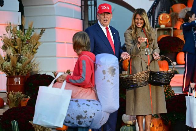 US President Donald Trump and US First Lady Melania Trump host a Halloween event at the White House in Washington, DC on OCtober 30, 2025. (Photo by Jim WATSON / AFP)