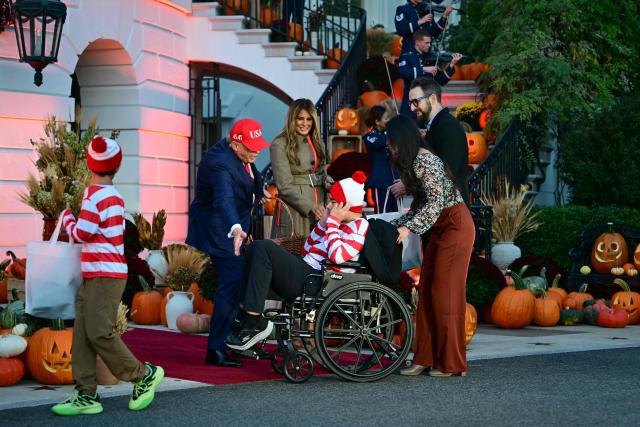 US President Donald Trump and First Lady Melania Trump host a Halloween event at the White House in Washington, DC on OCtober 30, 2025. (Photo by Jim WATSON / AFP)