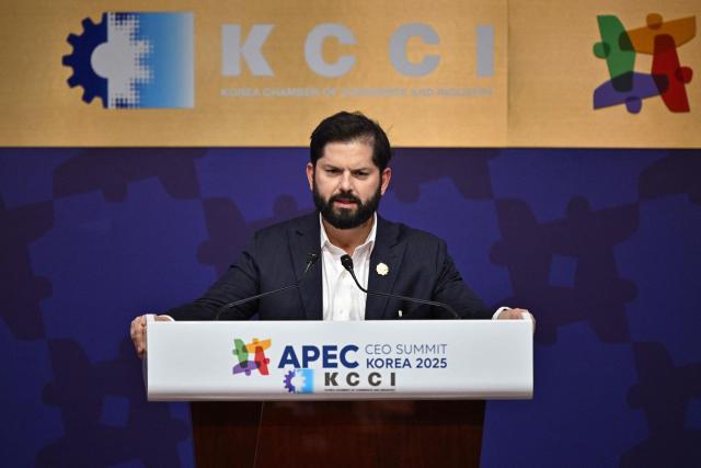 Chile's President Gabriel Boric delivers a speech during the Asia-Pacific Economic Cooperation (APEC) CEO Summit at the Gyeongju Arts Center in Gyeongju on October 31, 2025. (Photo by ANTHONY WALLACE / AFP)