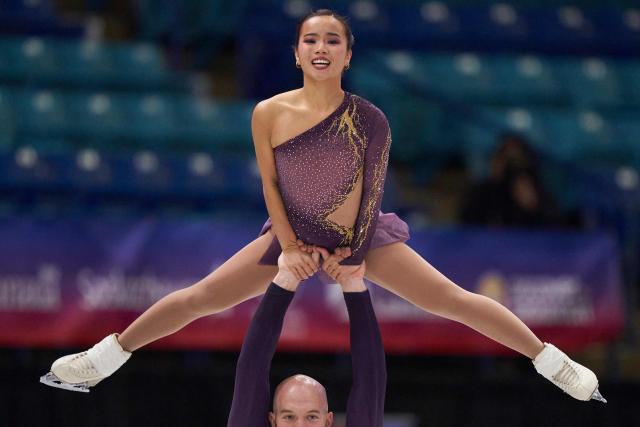 Ellie Kam and Danny O'Shea of the United States skate in the pairs competition during the ISU Grand Prix of Figure Skating 2025 Skate Canada International at the SaskTel Centre in Saskatoon, Saskatchewan, Canada on October 31, 2025. (Photo by Geoff Robins / AFP)
