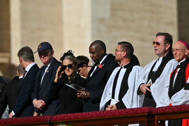 Britain's Justice Secretary and deputy Prime Minister David Lammy (C) arrives to attend the Solemnity of All Saints with the Rite of Proclamation of Saint John Henry Newman as a "Doctor of the Church" on the occasion of the Jubilee of the World Education on All Saints' Day at St. Peter's square, in The Vatican on November 1, 2025. (Photo by Andreas SOLARO / AFP)