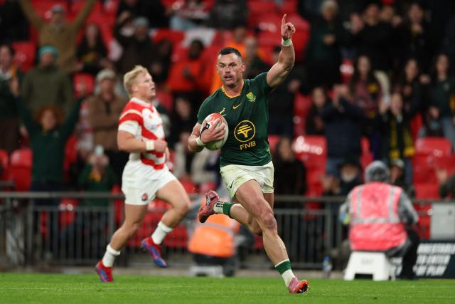 South Africa's centre Jesse Kriel runs in a try during the Autumn Nations Series international rugby union match between South Africa and Japan at Wembley Stadium in north-west London, on November 1, 2025. (Photo by Adrian Dennis / AFP)