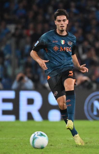 Napoli's Spanish defender #03 Miguel Gutierrez controls the ball during the Italian Serie A football match between Napoli and Como at the Diego Armando Maradona stadium in Naples, on November 1, 2025. (Photo by Alberto PIZZOLI / AFP)