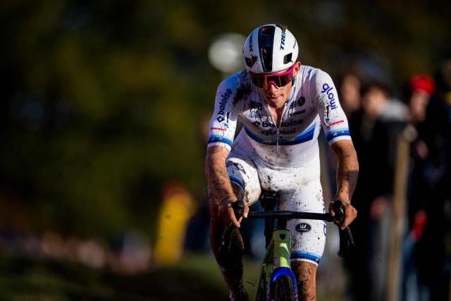 Belgian Thibau Nys competes in the men elite race of the Koppenbergcross, the first stage (out of 8) of the X2O Badkamers trophy cyclocross competition, in Oudenaarde, on November 1, 2025. (Photo by JASPER JACOBS / Belga / AFP) / Belgium OUT