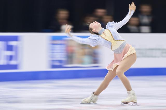 Sarah Everhardt of the United States skates her free program in the women’s competition during the ISU Grand Prix of Figure Skating 2025 Skate Canada International at the SaskTel Centre in Saskatoon, Saskatchewan, Canada on November 1, 2025. (Photo by Geoff Robins / AFP)