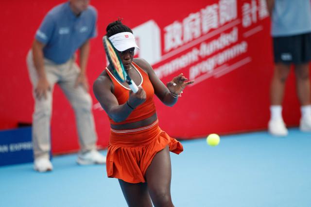 Victoria Mboko of Canada hits a return to Spain's Cristina Bucsa during the women's singles final of the Hong Kong Tennis Open in Hong Kong on November 2, 2025. (Photo by May James / AFP)