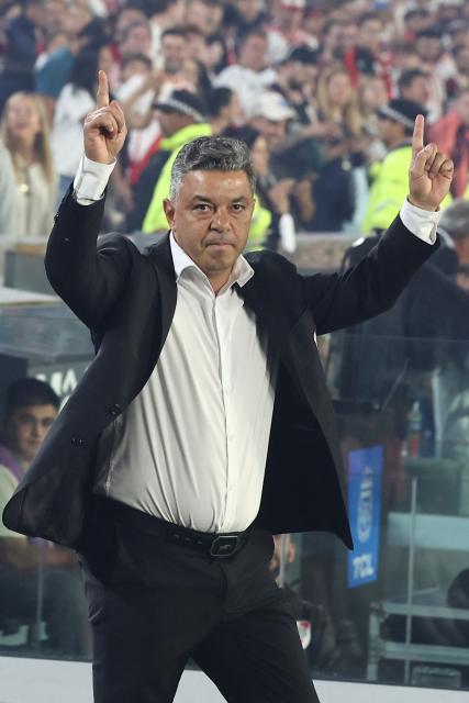 River Plate's head coach Marcelo Gallardo gestures during the Argentine Professional Football League 2025 Clausura Tournament match between River Plate and Gimnasia at the Mas Monumental Stadium in Buenos Aires on November 2, 2025. (Photo by Alejandro PAGNI / AFP)