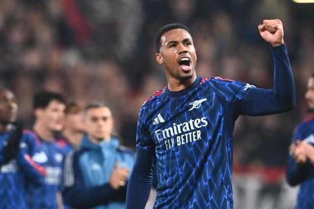 Arsenal's Brazilian defender #06 Gabriel Magalhaes celebrates after the UEFA Champions League - league phase day 4 football match between Slavia Prague and Arsenal FC in Prague, Czech Republic on November 4, 2025. (Photo by Michal Cizek / AFP)