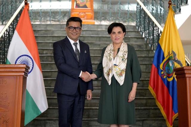 India's Minister of State for External Affairs Pabitra Margherita (L) and Ecuador's Foreign Minister Gabriela Sommerfeld (R) shake hands after a joint press conference at the Najas Palace in Quito on November 5, 2025. (Photo by Rodrigo BUENDIA / AFP)