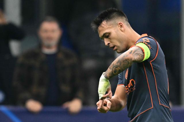 Inter Milan's Argentinian forward #10 Lautaro Martinez celebrates scoring his team's first goal during the UEFA Champions League phase day 4 football match between Inter Milan and Kairat Almaty at San Siro stadium in Milan, on November 5, 2025. (Photo by Stefano RELLANDINI / AFP)