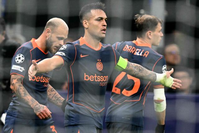 Inter Milan's Argentinian forward #10 Lautaro Martinez celebrates scoring his team's first goal during the UEFA Champions League phase day 4 football match between Inter Milan and Kairat Almaty at San Siro stadium in Milan, on November 5, 2025. (Photo by Stefano RELLANDINI / AFP)