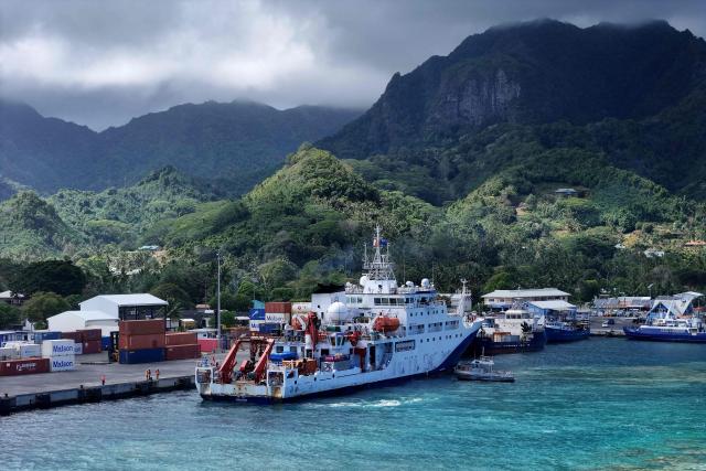 Chinese research vessel Da Yang Hao arrives at Avatiu Harbour in the Avarua district of the Cook Islands on November 8, 2025, as part of a mission to support research into potential deep-sea mining. A Chinese research vessel docked in the Cook Islands, as it probed the Pacific nation's deep-sea mining potential, a fledgling industry of mounting interest to both Beijing and Washington. (Photo by Johnny Beasley / AFP)