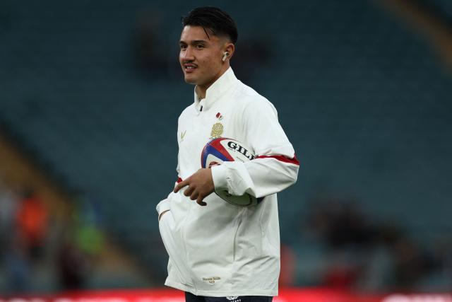 England's full-back Marcus Smith checks out the conditions ahead of the Autumn Nations Series international rugby union match between England and Fiji at Allianz Stadium, Twickenham, in south-west London, on November 8, 2025. (Photo by Adrian Dennis / AFP)