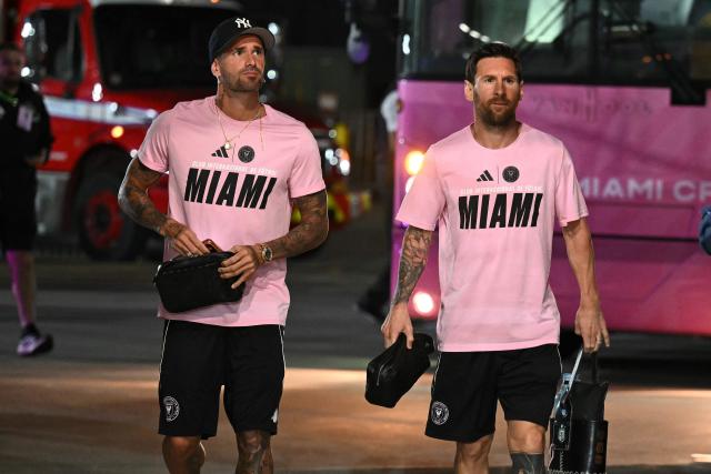 Inter's Argentine midfielder Rodrigo De Paul (L) and Inter's Argentine forward Lionel Messi arrive for the Major League Soccer (MLS) playoff football match between Inter Miami and Nashville SC at Chase Stadium in Fort Lauderdale, Florida on November 8, 2025. (Photo by Chandan Khanna / AFP)