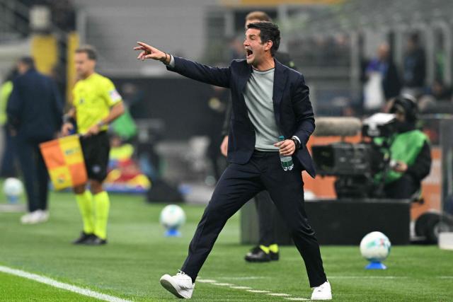 Inter Milan's Romanian head coach Cristian Chivu reacts during the Italian Serie A football match between Inter Milan and Lazio at San Siro stadium in Milan, on November 9, 2025. (Photo by Stefano RELLANDINI / AFP)