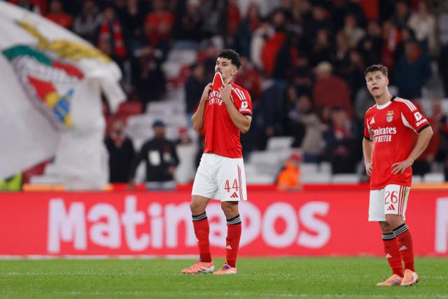 SL Benfica's Portuguese defender #44 Tomas Araujo reacts at the end of the Portuguese league football match between SL Benfica and Casa Pia AC at Estadio da Luz in Lisbon on November 9, 2025. (Photo by FILIPE AMORIM / AFP)