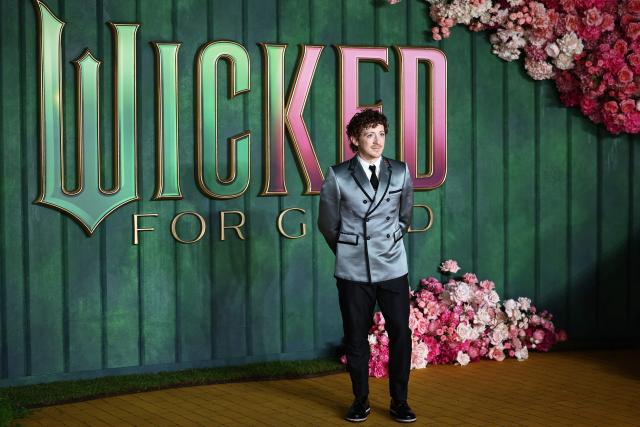 US actor Ethan Slater poses on the red carpet upon arrival for the European premiere of the film "Wicked: For Good" in central London on November 10, 2025. (Photo by HENRY NICHOLLS / AFP)