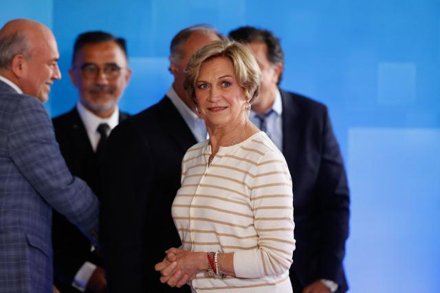 Chile's presidential candidate Evelyn Matthei of the Independent Democratic Union arrives to take part in a presidential debate at TVN national channel in Santiago on November 10, 2025. (Photo by Raul BRAVO / AFP)