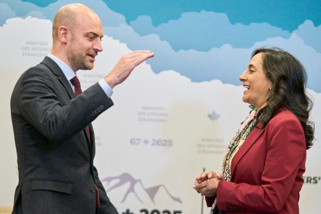 Canadian Foreign Minister Anita Anand speaks with French Foreign Minister Jean-Noel Barrot during a bilateral meeting during the G7 foreign ministers meeting in Niagara-on-the-Lake, Ontario, on November 11, 2025. (Photo by Geoff Robins / AFP)