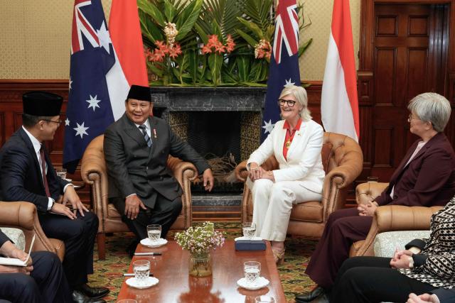 Indonesia's President Prabowo Subianto (2nd L) meets with Australia's Governor General Sam Mostyn (2nd R) at Admiralty House in Sydney on November 12, 2025. (Photo by Rick Rycroft / POOL / AFP)