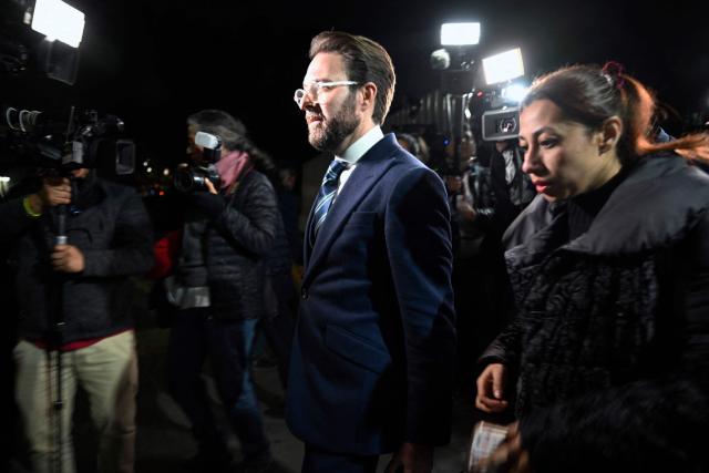 Mexican lawyer Pablo Campuzano, lawyer of former Veracruz state Governor Javier Duarte, leaves the Reclusorio Norte courthouse in Mexico City on November 11, 2025. Duarte faces corruption and organized crime charges, one of a the scandals involving former governors that threaten the government of former President Enrique Pena Nieto. (Photo by Alfredo ESTRELLA / AFP)