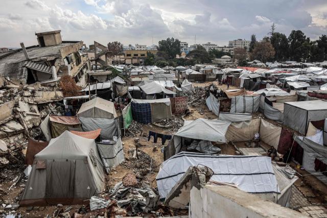 A photograph shows a displacement camp in Gaza City on November 14, 2025. The United States on November 13 called on the UN Security Council to unite and back its draft resolution aimed at bolstering the US president's peace plan for Gaza, warning that Palestinians could otherwise suffer "grave" consequences. Last week, US officials launched negotiations within the Council on a draft that would follow up on the ceasefire in the two-year war between Israel and Hamas and endorse the plan. (Photo by Omar AL-QATTAA / AFP)