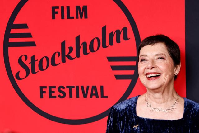 Italian-American actress Isabella Rossellini, guest of honour, poses on the red carpet for the screening of the film 'Blue Velvet' (1986) during the Stockholm Film Festival at the Bio Skandia cinema in Stockholm on November 14, 2025. (Photo by Caisa RASMUSSEN / TT News Agency / AFP) / Sweden OUT