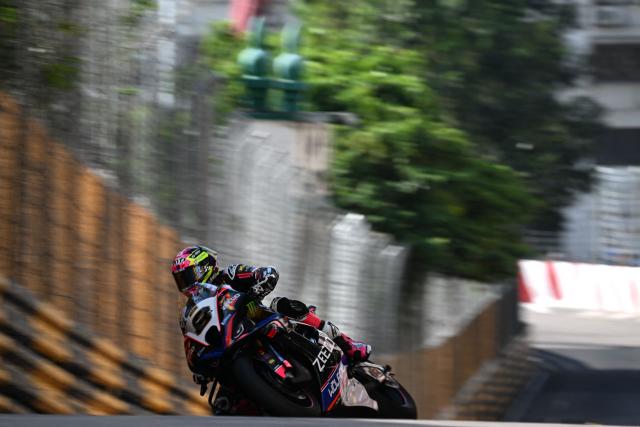 Zeeco BMW Motorrad British rider Davey Todd on his way to winning the 57th Macau Motorcycle Grand Prix in Macau on November 15, 2025. (Photo by Peter PARKS / AFP)
