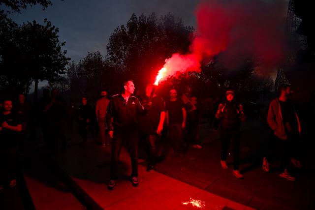 Winegrowers take part in a "last chance" demonstration, reeling from a combination of adverse weather conditions and a very tense economic situation that has persisted for several years, in Béziers, southwestern France, on November 15, 2025. (Photo by Sylvain THOMAS / AFP)