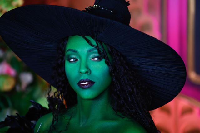 A costumed guest attends the premiere of "Wicked: For Good" at Lincoln Center for the Performing Arts in New York on November 17, 2025. (Photo by kena betancur / AFP)
