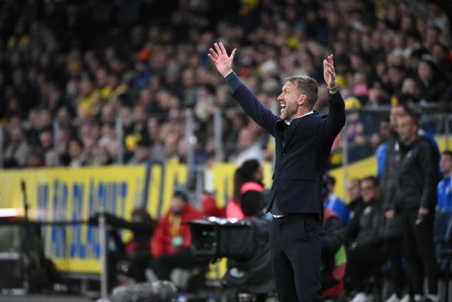 Sweden's coach Graham Potter reacts during the FIFA World Cup 2026 European qualification Group B football match between Sweden and Slovenia, in Solna on November 18, 2025. (Photo by Jonathan Nackstrand / AFP)