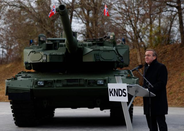 German Defence Minister Boris Pistorius gives a speech next to a Leopard 2 A8 tank for the Norwegian armed forces during it's roll-out, on November 19, 2025 in Munich, southern Germany. (Photo by Michaela STACHE / AFP)
