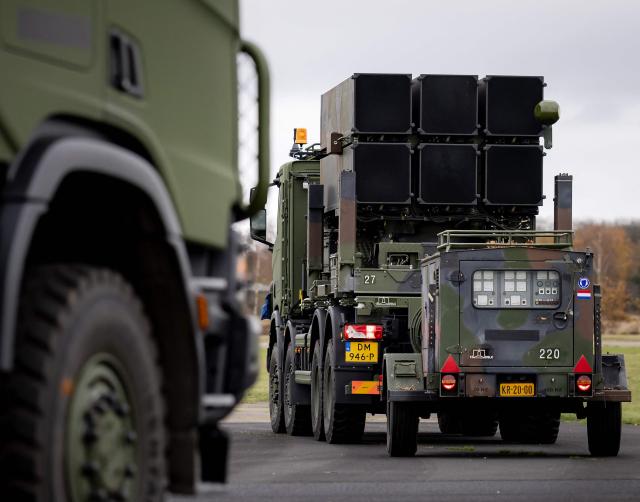 Patriot systems of the Defence Ground-Based Air Defense Command (DGAC) of the Dutch air defense forces prepare for departure to Poland where they will deploy to secure NATO's eastern border airspace for six months, at Vredepeel air base on November 19, 2025. (Photo by Sem van der Wal / ANP / AFP) / Netherlands OUT